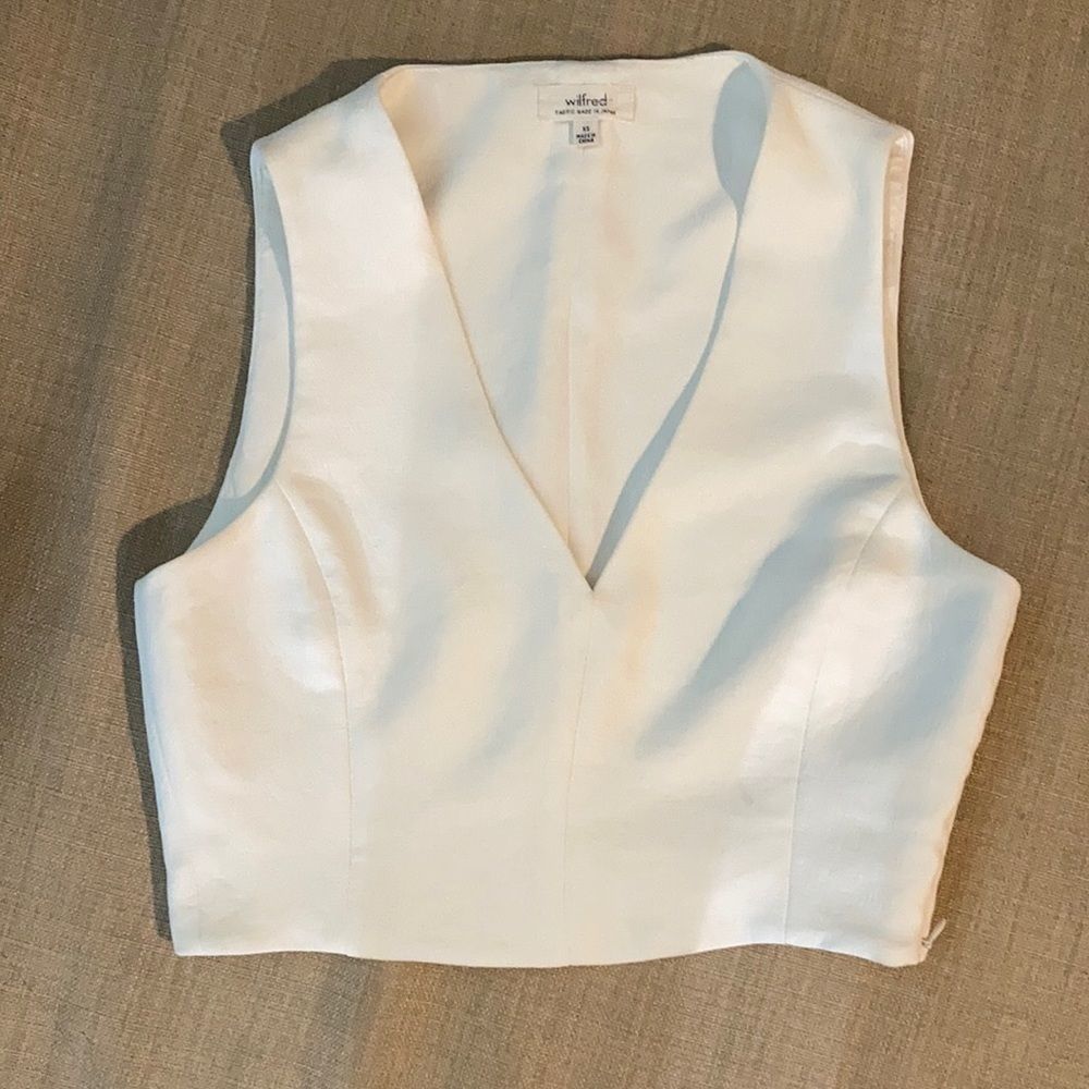 Wilfred white crop top